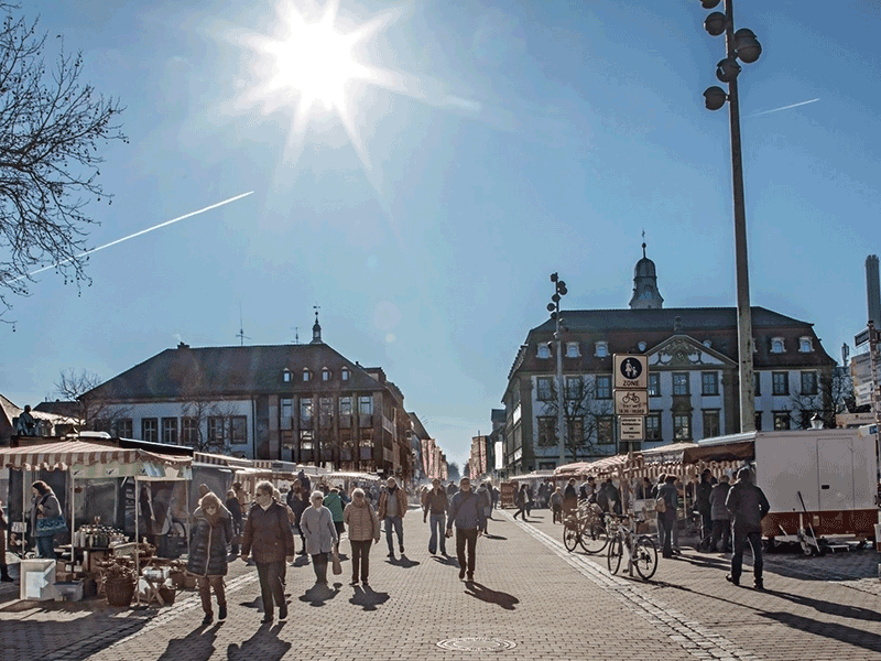 Hauptstraße Marktplatz Sonnenschein im Januar, Foto: ETM Arne Seebeck